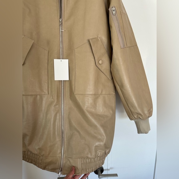 ❌❌❌SOLD!THE FRANKIE SHOP New Beige Jesse Faux-Leather Jacket NWT! Size XS-S - Picture 7 of 15